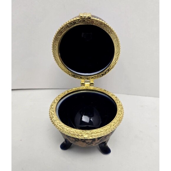 Cobalt Blue Egg Trinket Box Footed Porcelain Hinged Lid Floral Design Vintage 3" - Picture 10 of 15